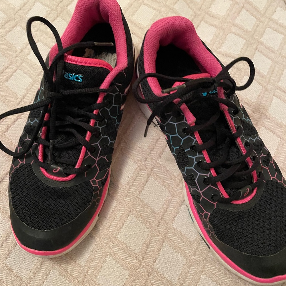 Women’s ASICS runners